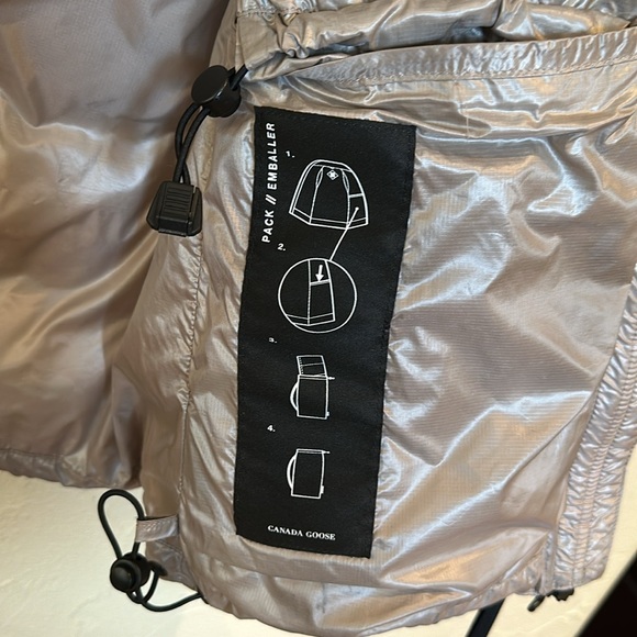 Canada Goose Cypress puffer Vest - Picture 5 of 12